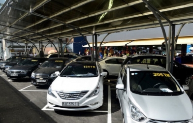 Ngân hàng tiếp tục ồ ạt thanh lý ô tô với giá rẻ không tưởng